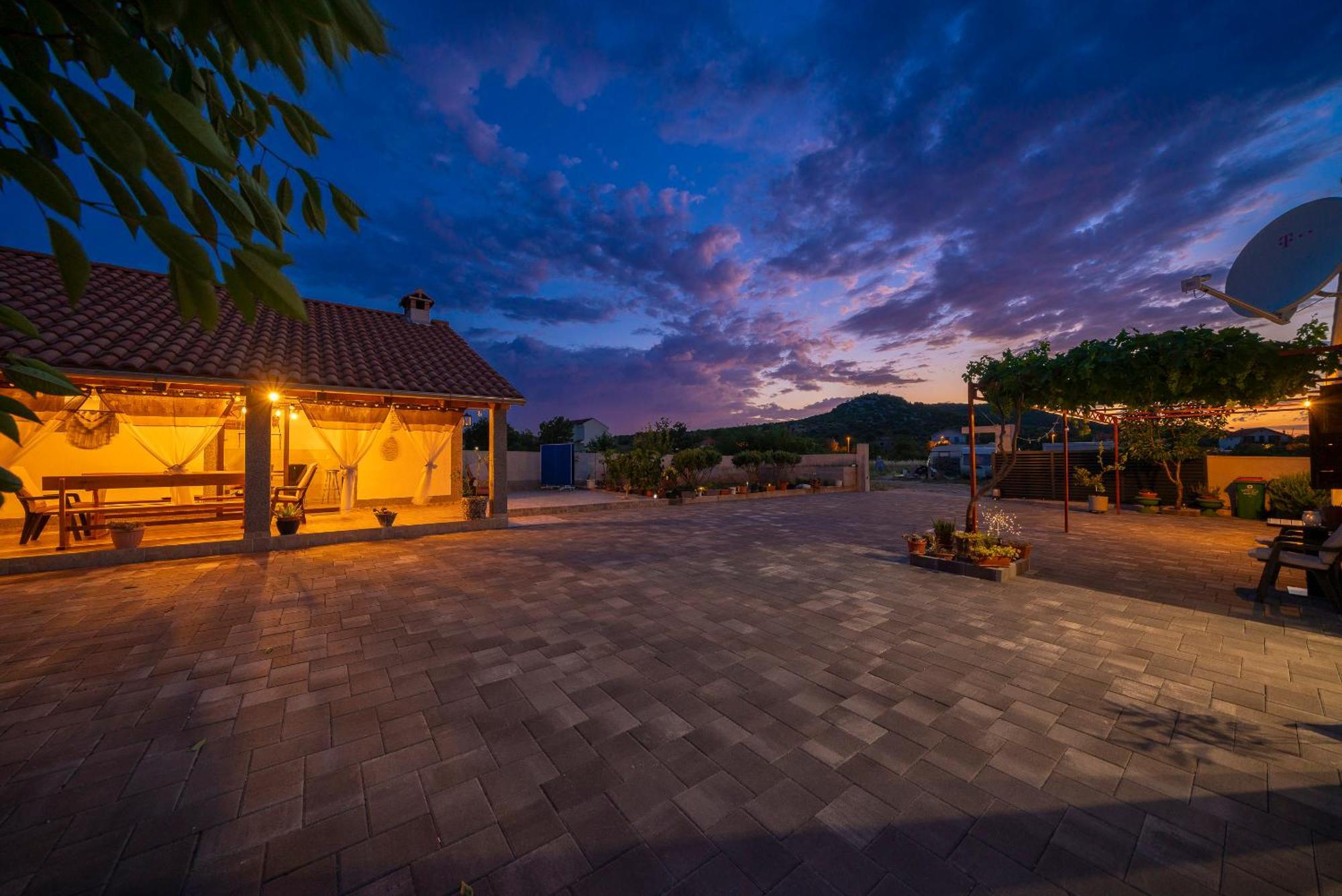 Casa Rural M&M Vodice Bagian luar foto