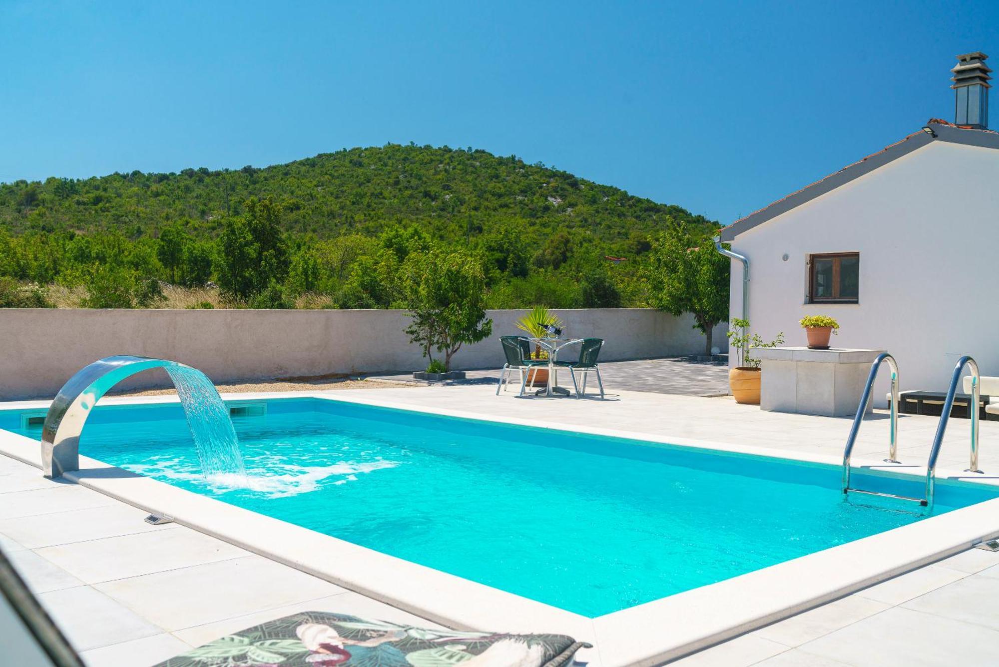 Casa Rural M&M Vodice Bagian luar foto