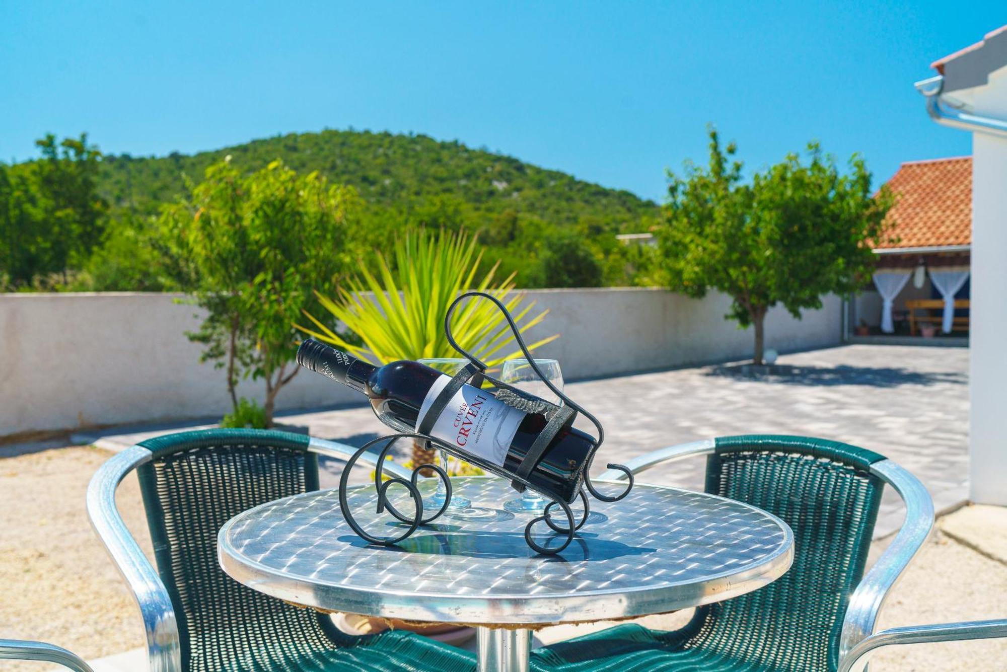Casa Rural M&M Vodice Bagian luar foto